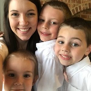 Meet your Posher, Emily